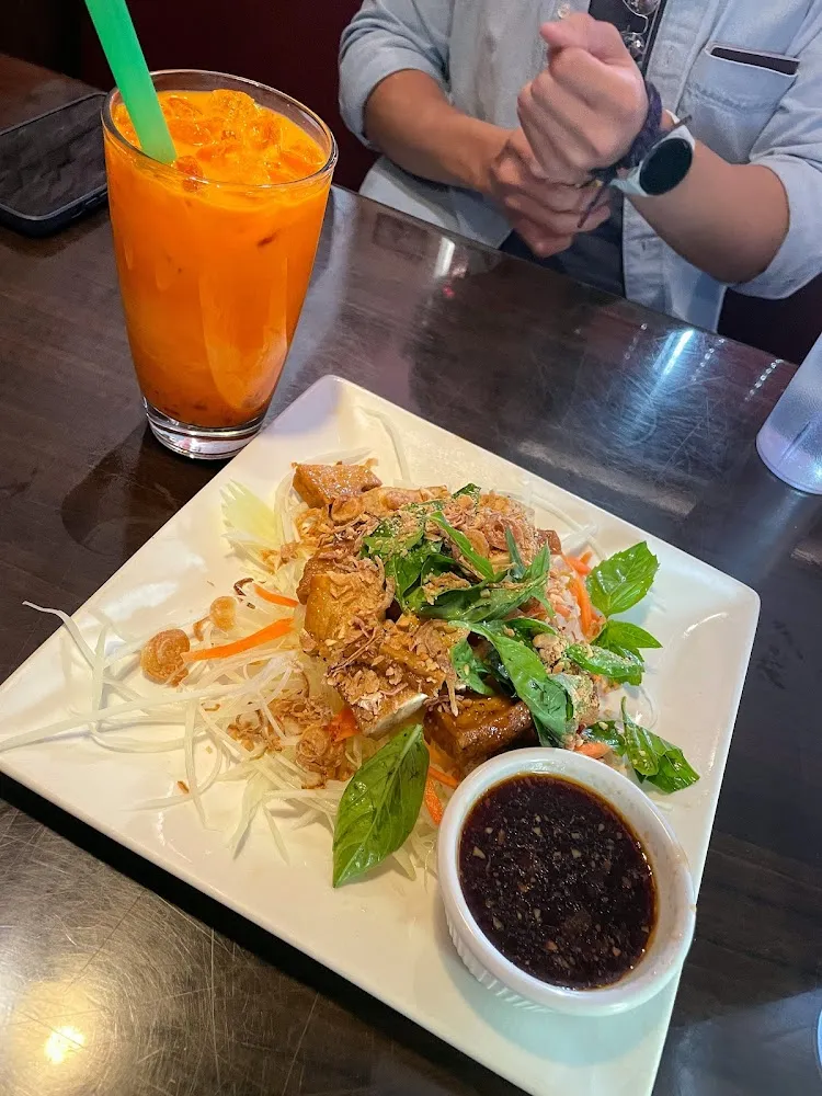 Tofu Papaya Salad